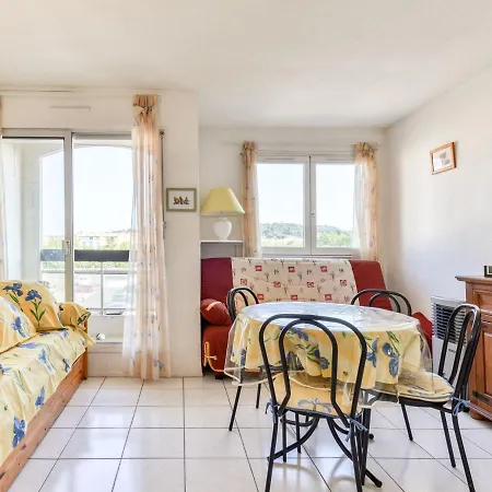 Apartment Studio For 4 *